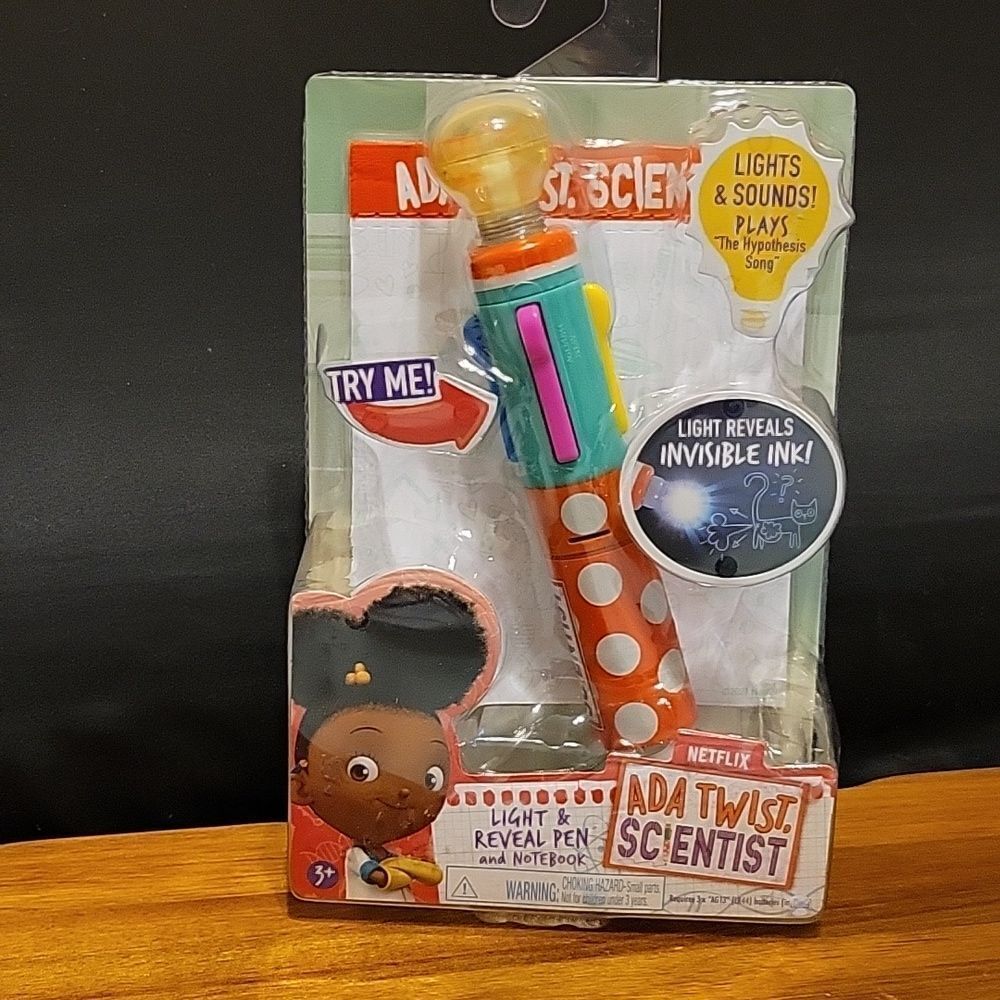 ADA Twist Scientist Light & Reveal Pen & Notebook